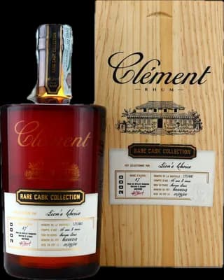 Bouteille de spiritueux : Rare Cask Collection Lion’s Choice de la marque Clément