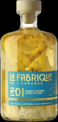 Bouteille de spiritueux : N°01 Ananas Victoria & Noix de Coco de la marque La Fabrique de l’Arrangé