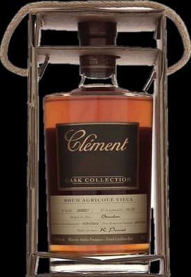 Bouteille de spiritueux : Rare Cask Collection de la marque Clément