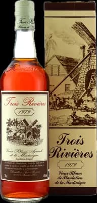 Bouteille de spiritueux : Millésime 1979 de la marque Trois Rivières