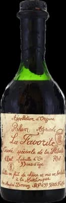 Bouteille de spiritueux : Old Cuvee Speciale de la marque La Favorite