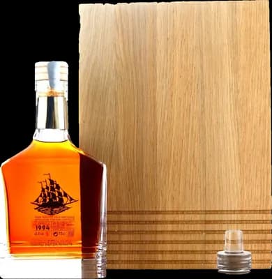 Bouteille de spiritueux : Armada de la marque Neisson