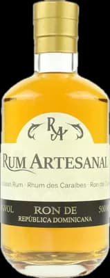 Bouteille de spiritueux : Ron de República Dominicana de la marque Rum Artesanal