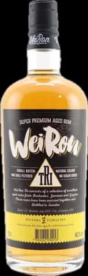 Bouteille de spiritueux : WeiRon Caribbean Rum Batch #2 de la marque Svenska Eldvatten