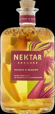 Bouteille de spiritueux : Mangue & Passion de la marque Nektar Arrangé