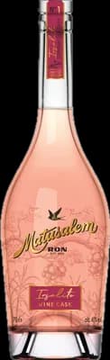 Bouteille de spiritueux : Insolito Wine Cask de la marque Matusalem