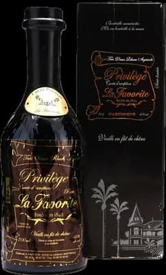 Bouteille de spiritueux : Privilège de la marque La Favorite