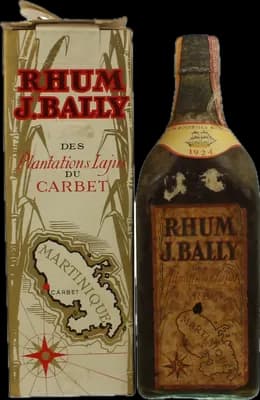 Bouteille de spiritueux : Plantation Lajus du Carbet de la marque J. Bally