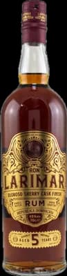 Bouteille de spiritueux : Oloroso Sherry Cask Finish de la marque Ron Larimar